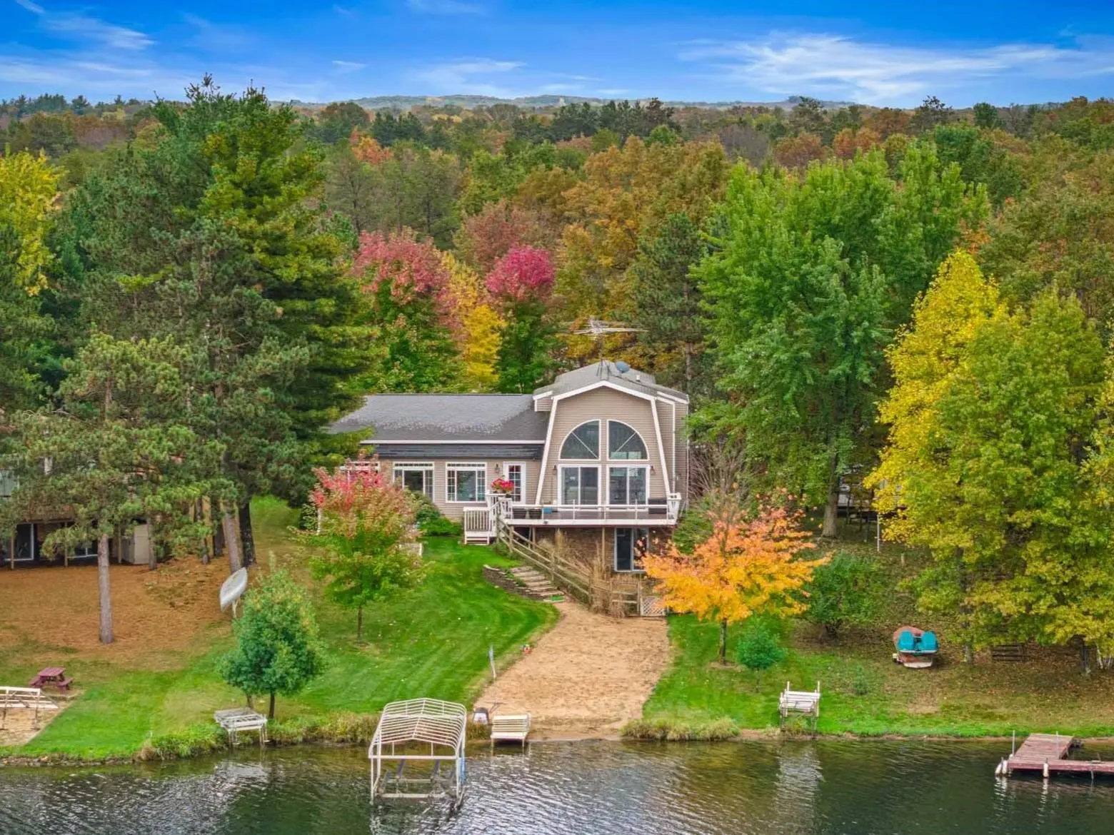 Photo of Listing #2010952