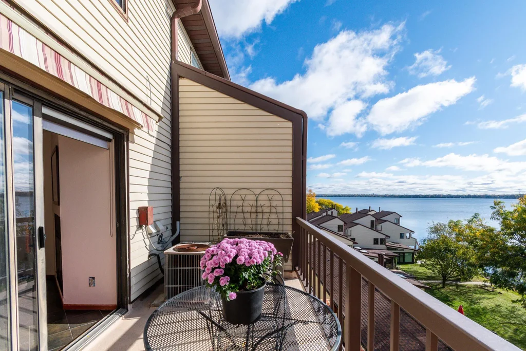 #307 - 404 S Blount Street, Madison