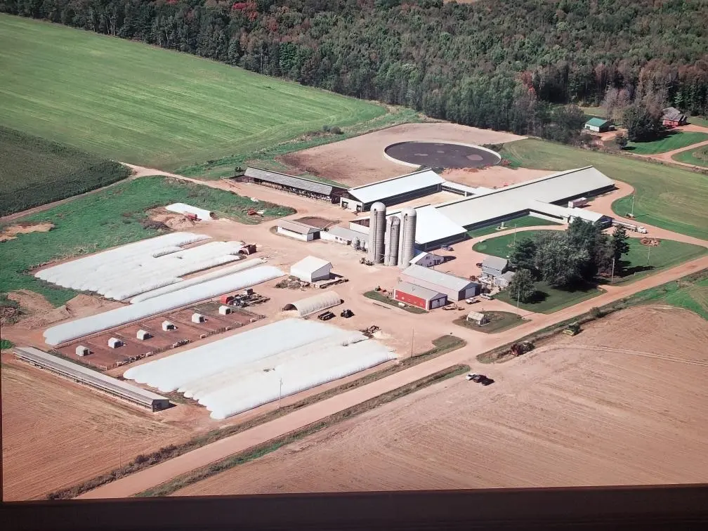 Photo of Listing #2011019