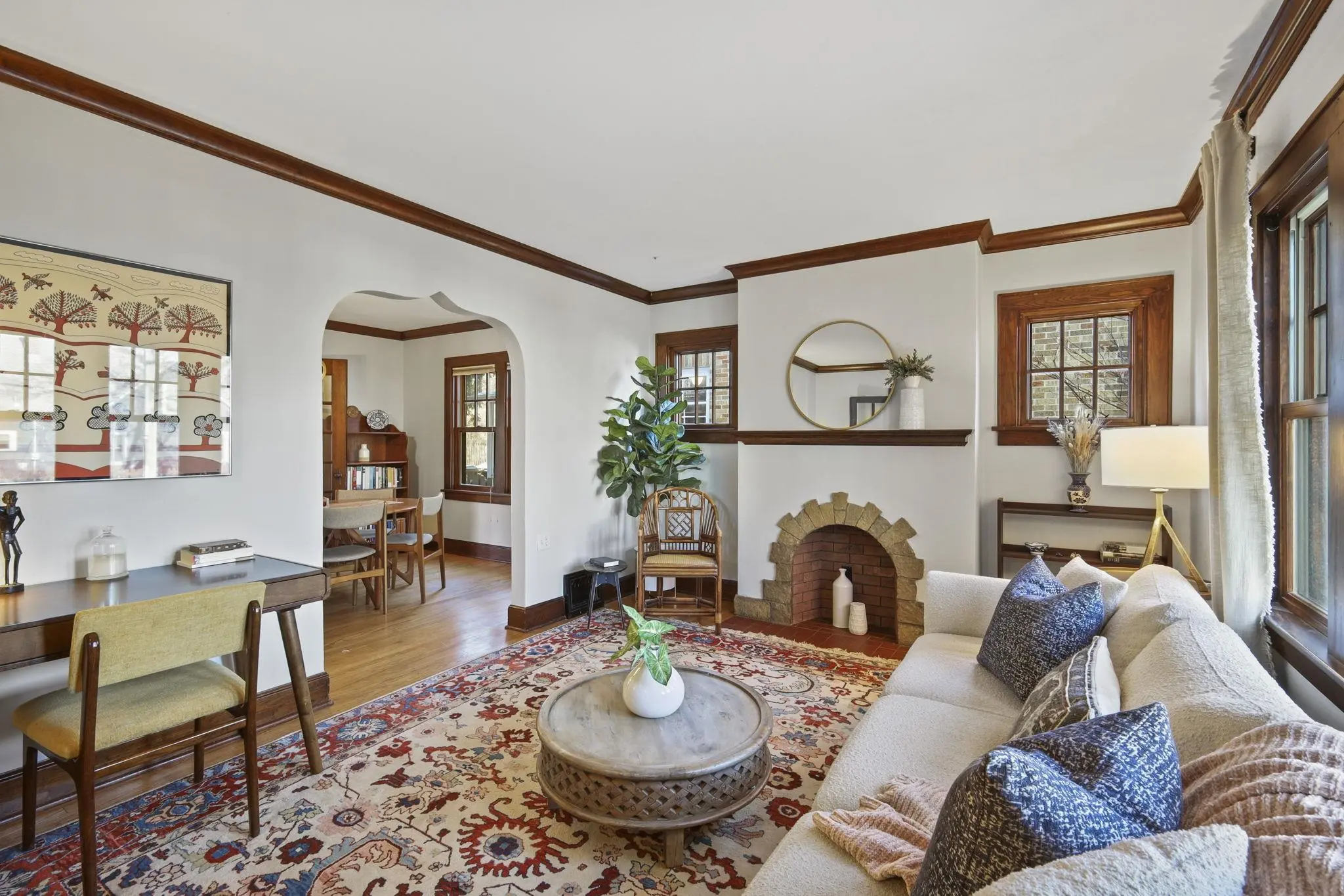 Photo of Listing #2011048