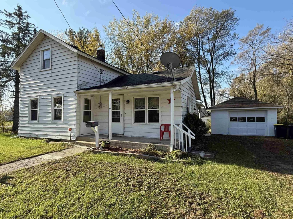 447 State Street, New Lisbon