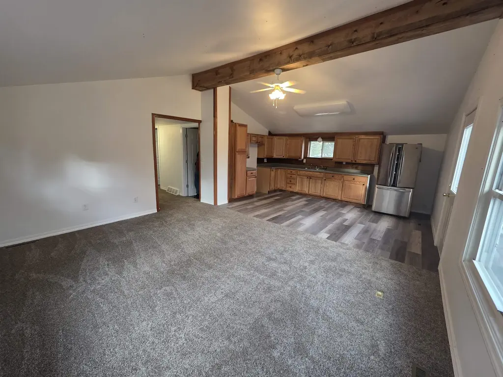 7616 Crescent Road, Byron