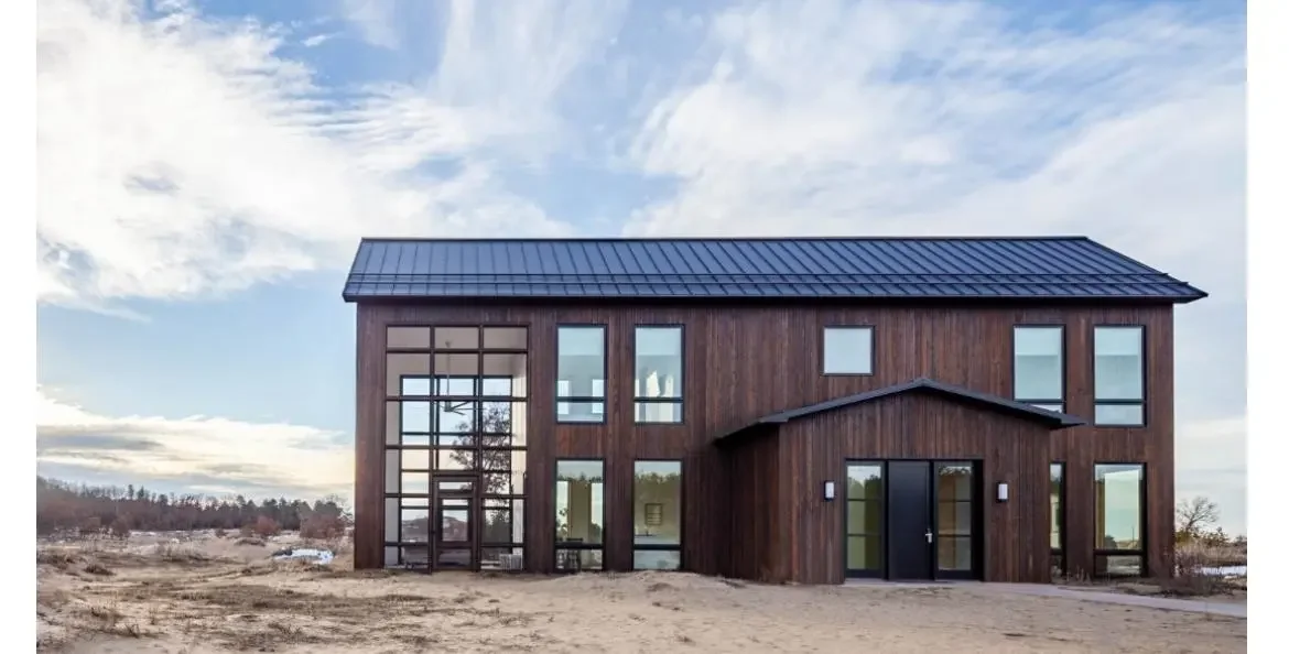 Photo of Listing #2011252