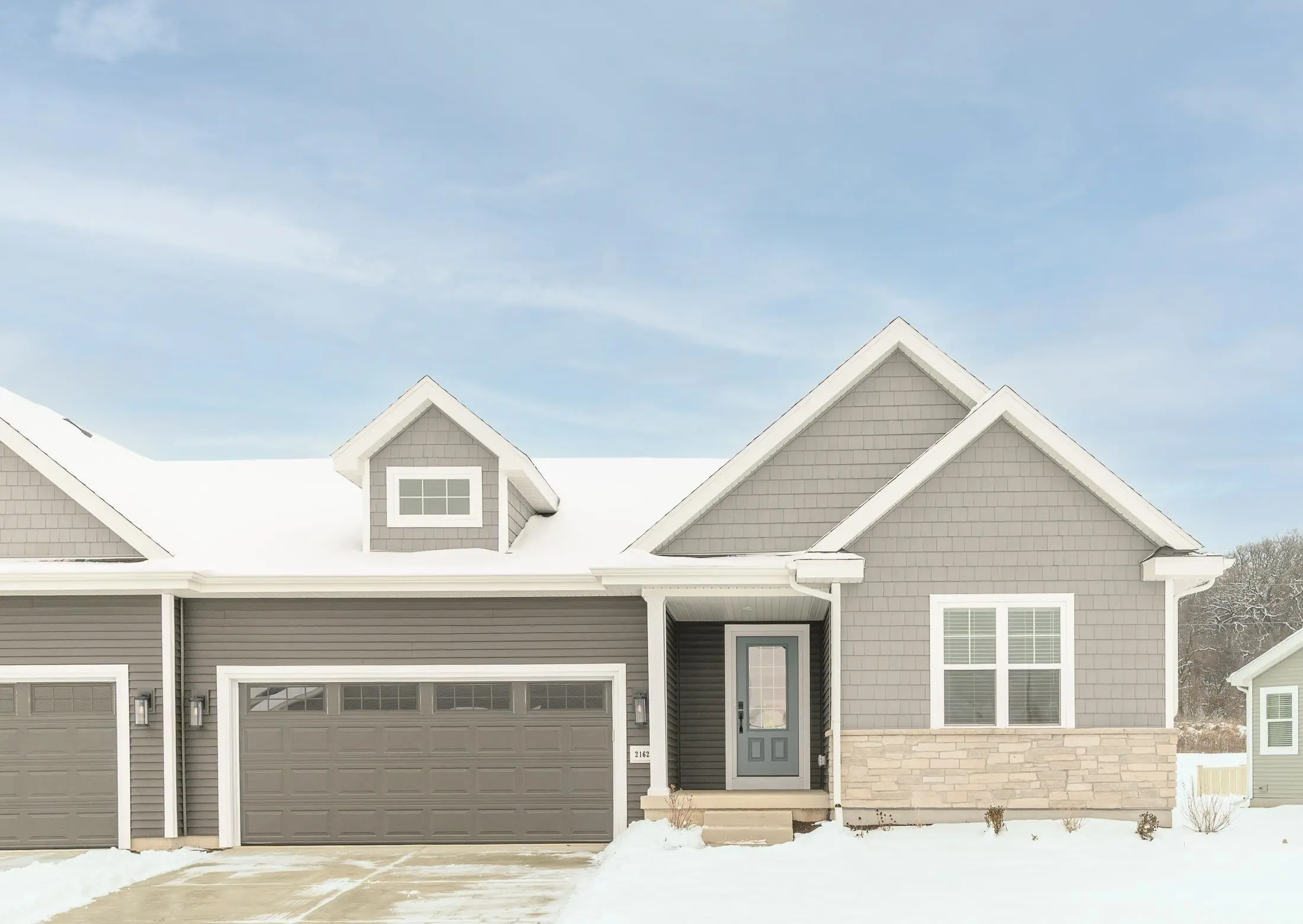 Photo of Listing #2011288