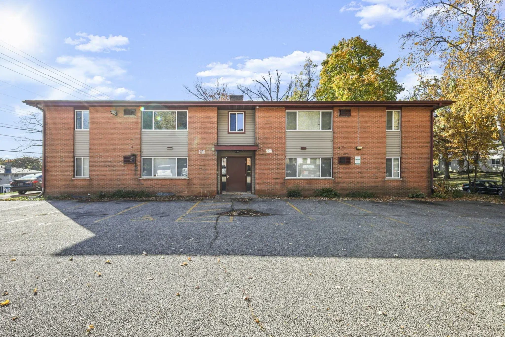 #3 - 2333 Carling Drive, Madison