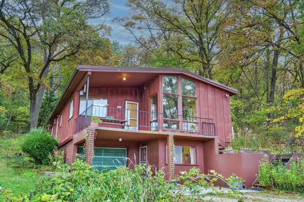 4471 Rocky Dell Road, Middleton