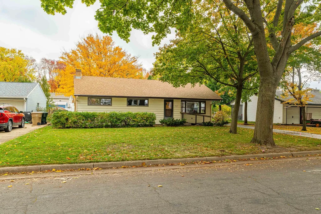 717 Bewick Drive, Madison