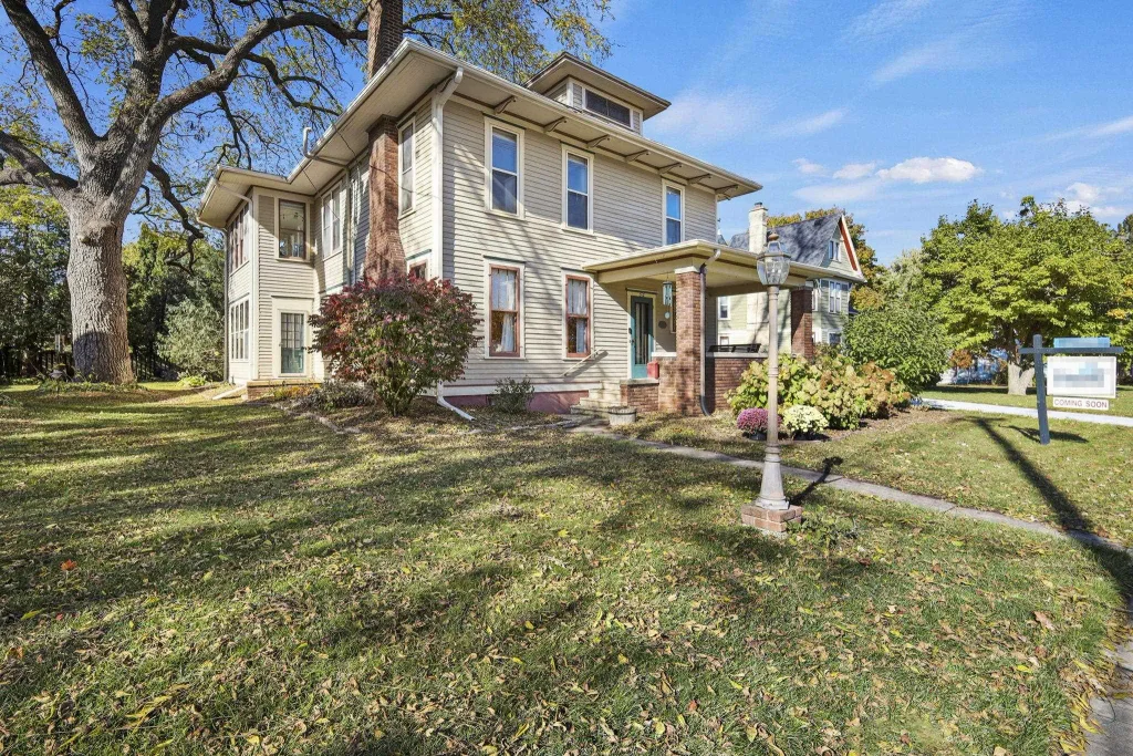 312 N Page Street, Stoughton