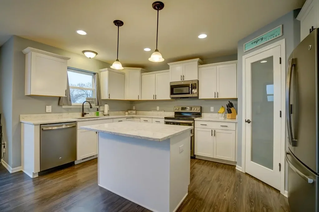 131 W Blackhawk Drive, Fort Atkinson