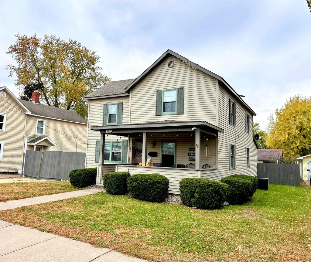 317 N Beaumont Road, Prairie Du Chien