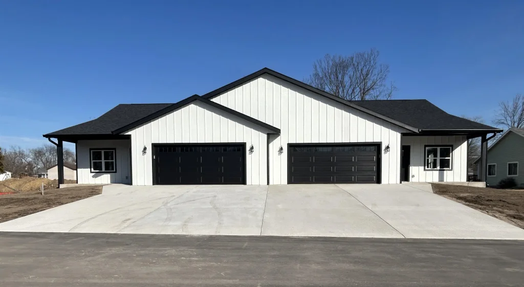 1220 Prairie Avenue, Janesville