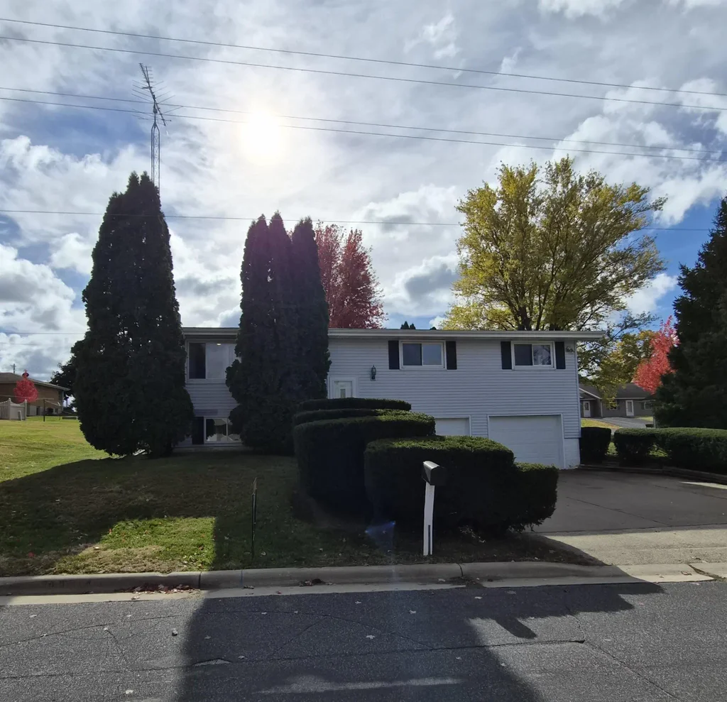 1215 21st Street, Hazel Green