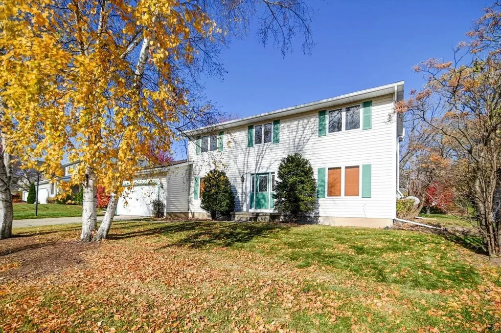 726 Basswood Avenue, Verona