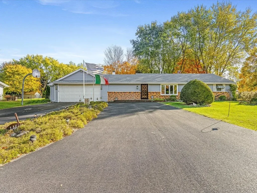 6444 Abraham Drive, Rockford