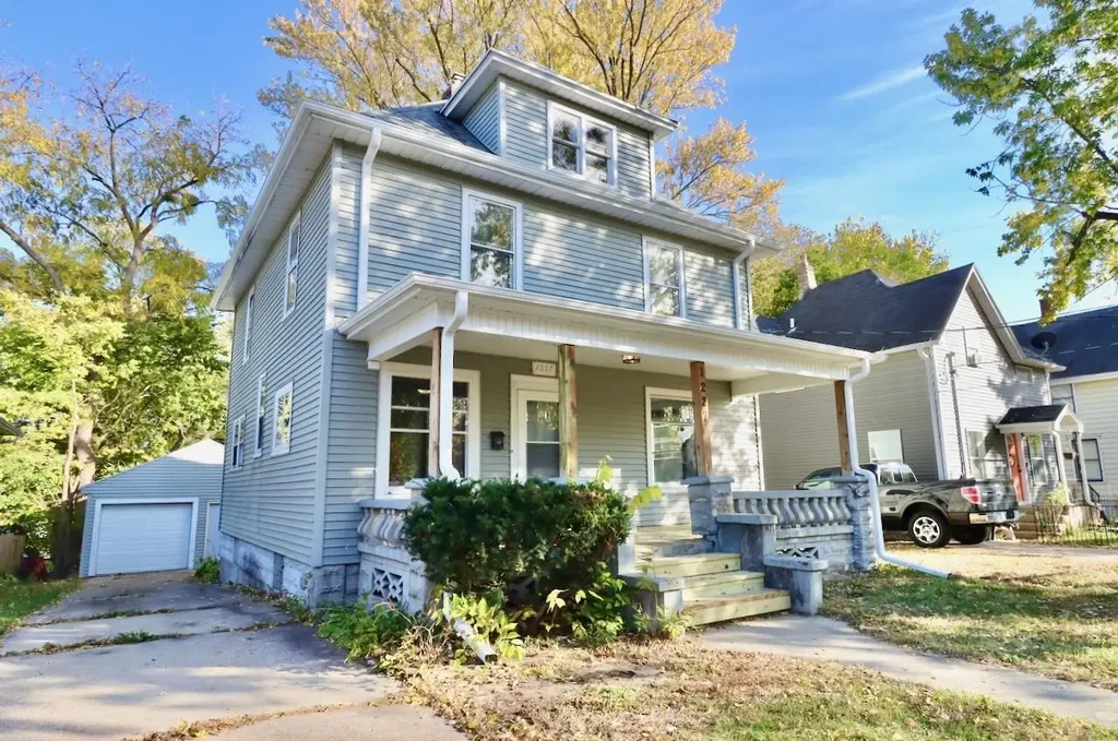 1227 Bluff Street, Beloit