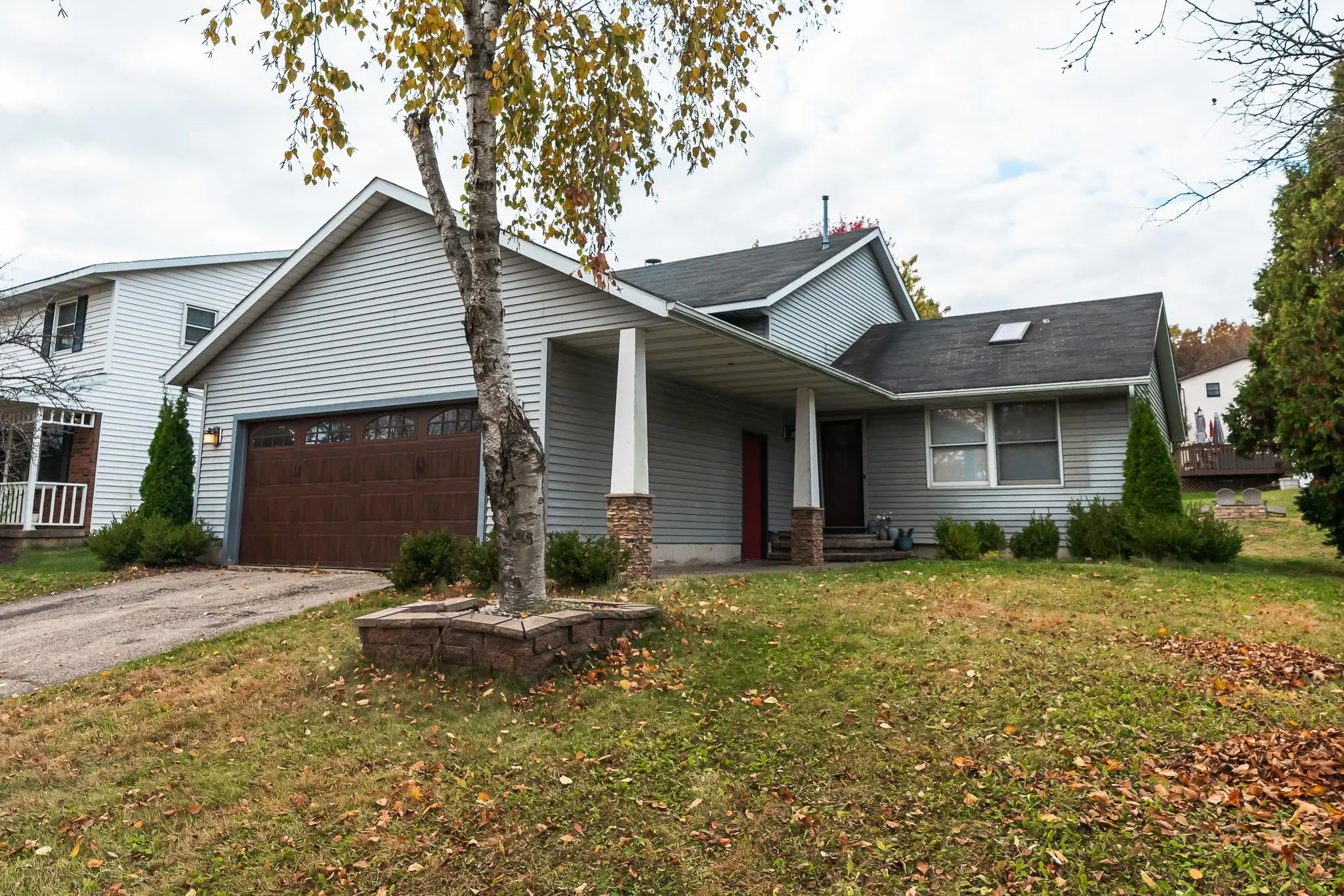 Photo of Listing #2011787