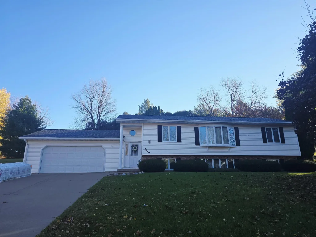 1555 W Golf Drive, Platteville