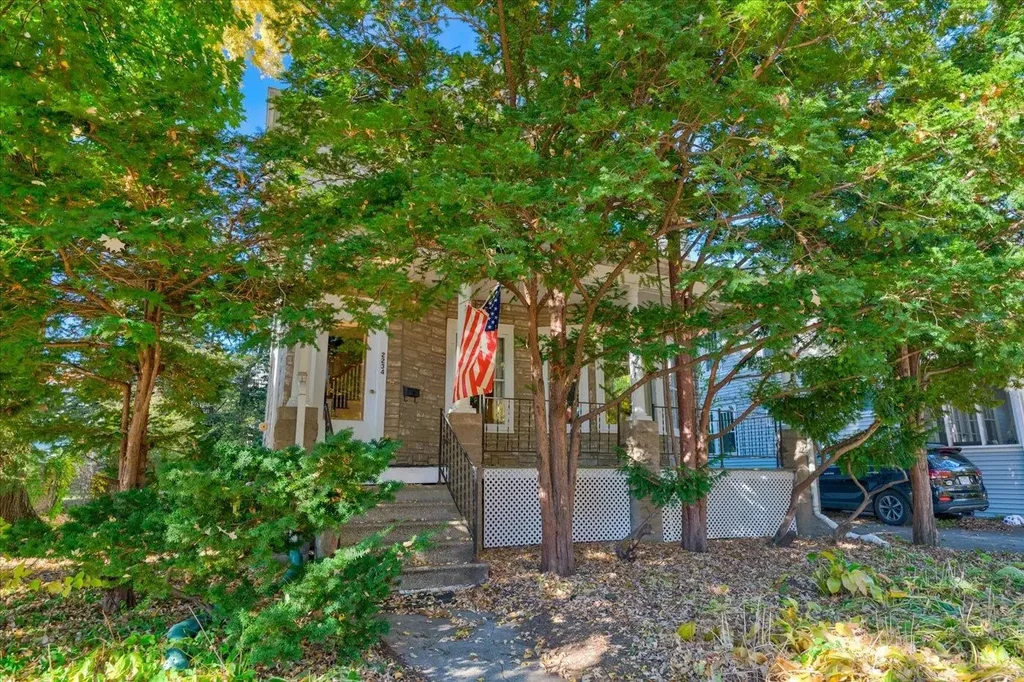 2234 Monroe Street, Madison