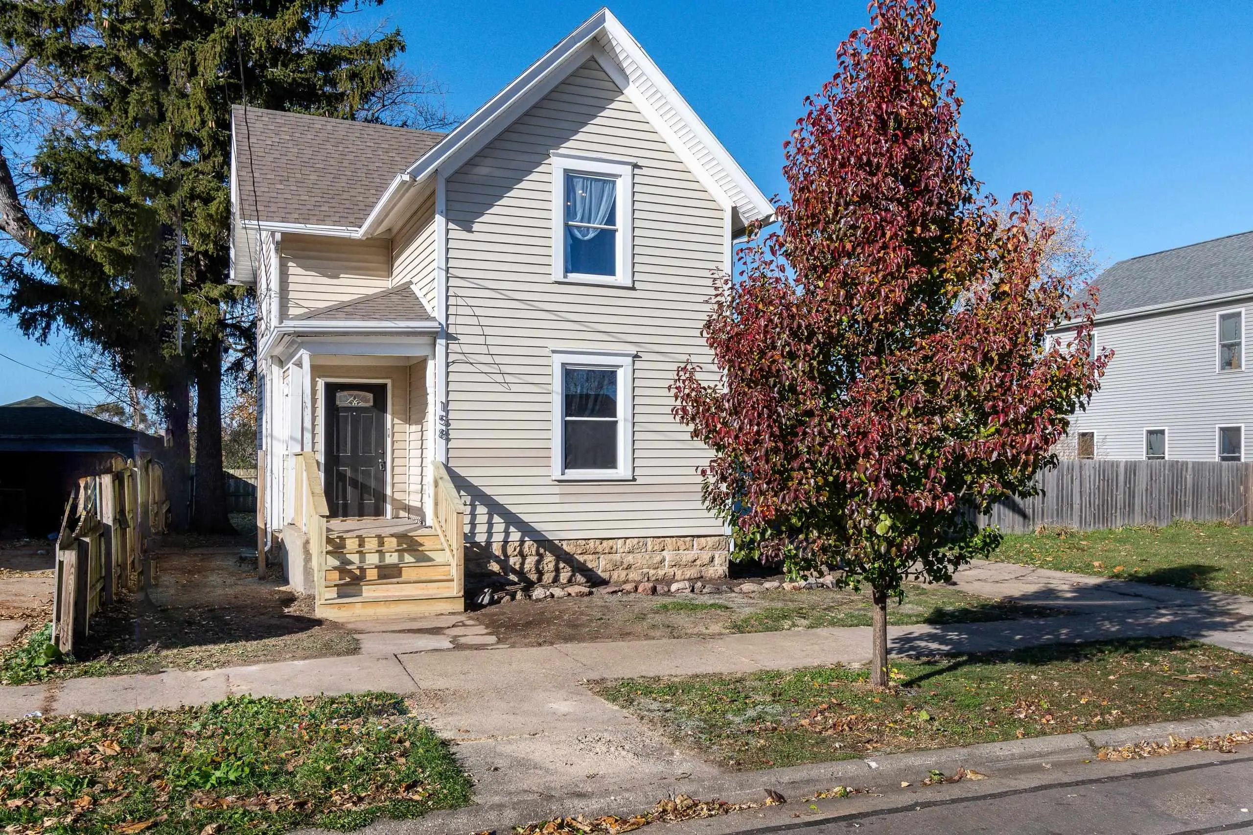 Photo of Listing #2012112