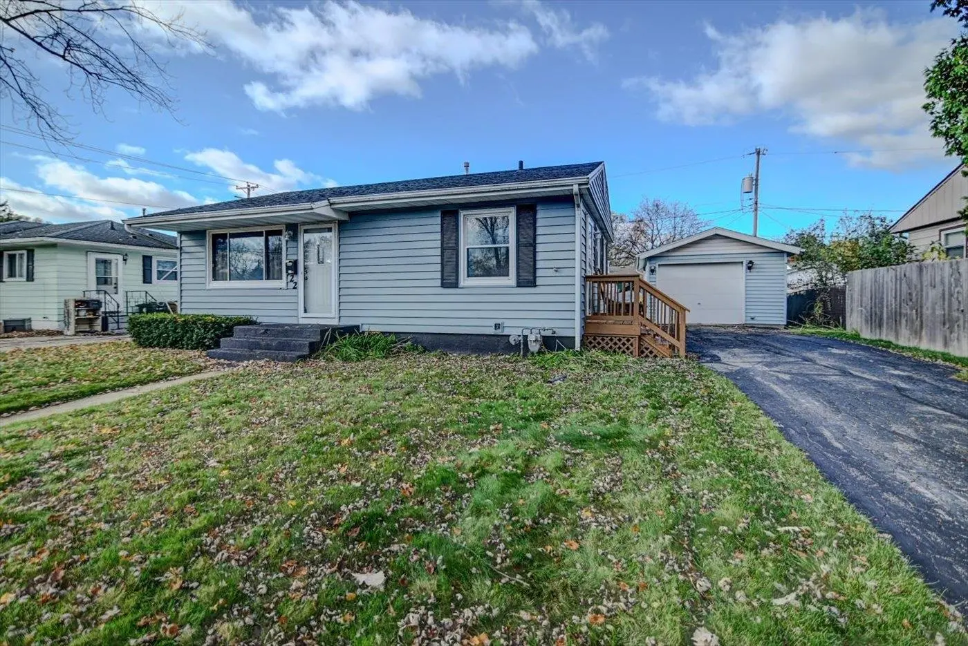 Photo of Listing #2012129