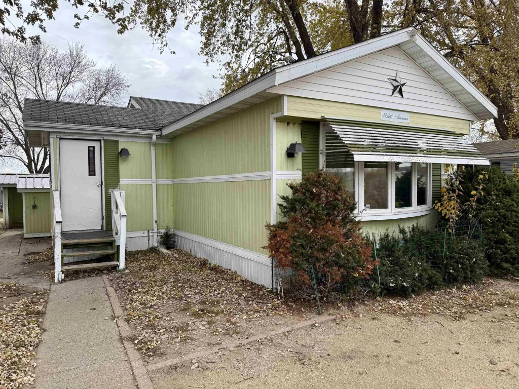 #29 - 38005 Hwy 18, Bridgeport