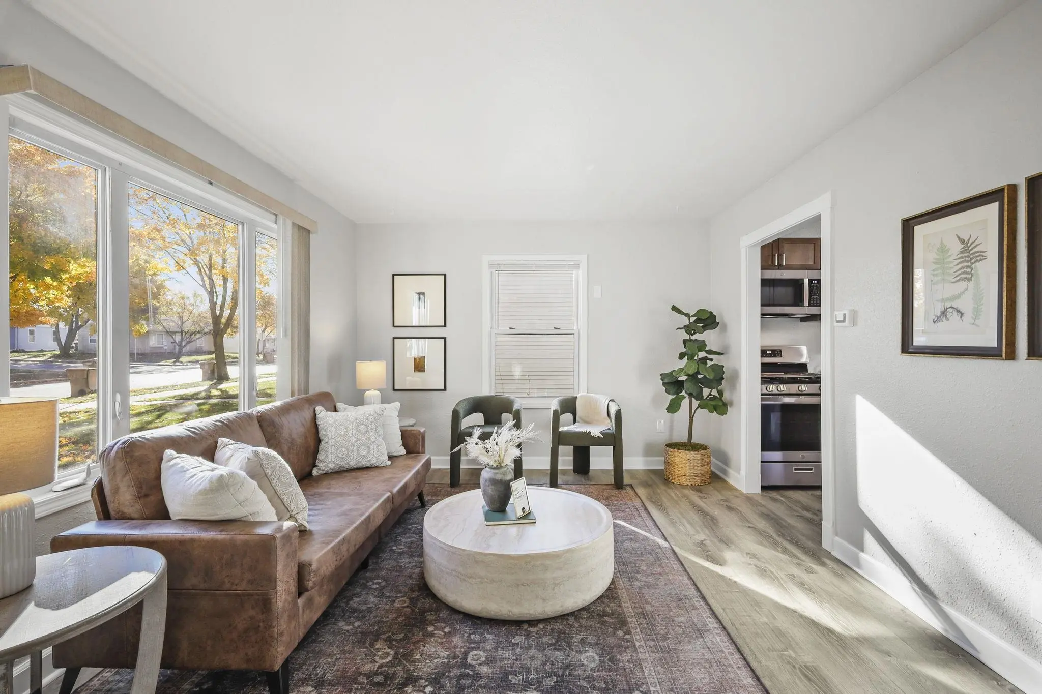 Photo of Listing #2012187