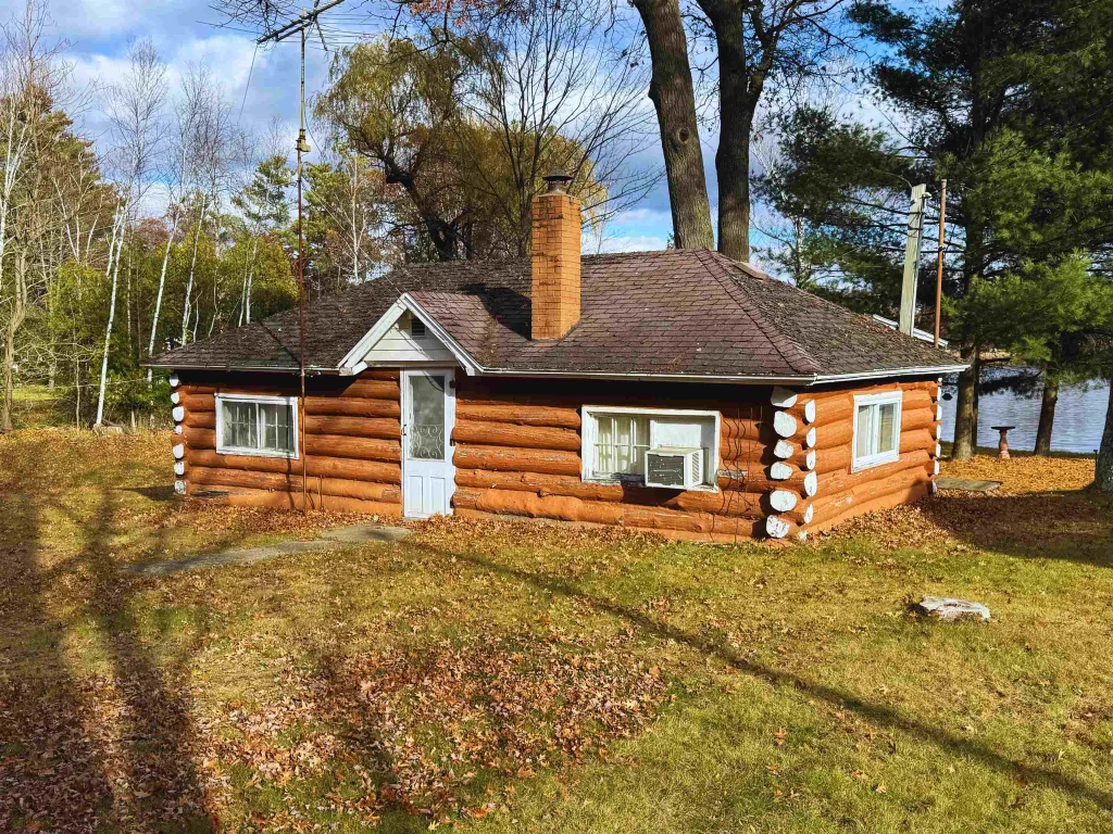 N3056 River Bend Drive, Peshtigo