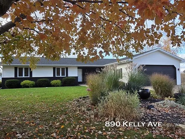 890 Kelly Avenue, Platteville