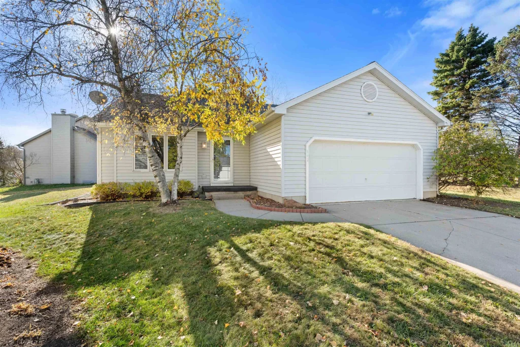 862 Sky Ridge Drive, Madison