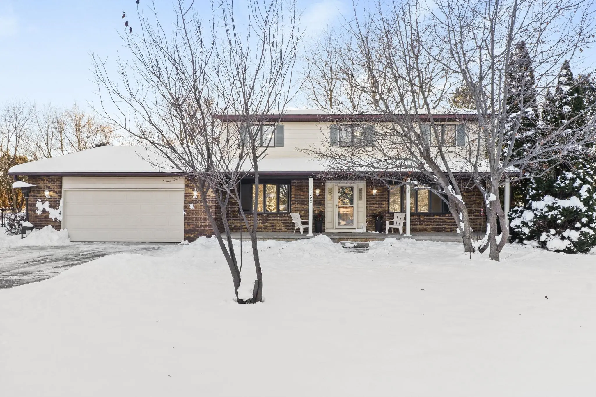 Photo of Listing #2012355