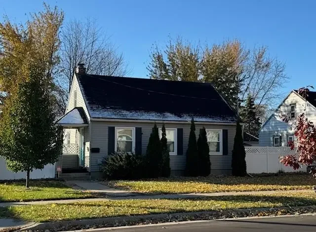 Photo of Listing #2012370