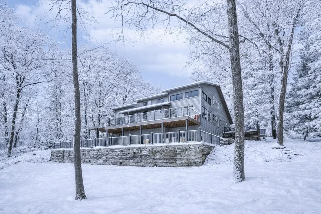 N5620 Thunderbird Road, Caledonia