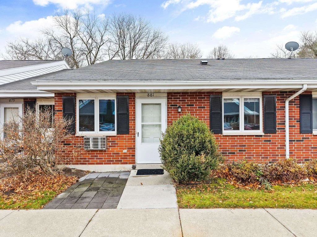 881 Kottke Drive, Madison