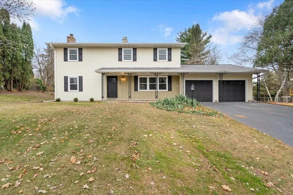 2826 Grandview Boulevard, Madison