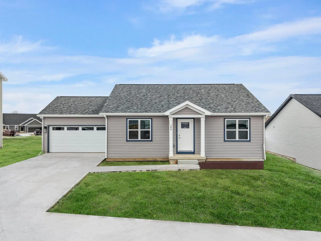 #47 - 342 Wild Rose Way, Stoughton