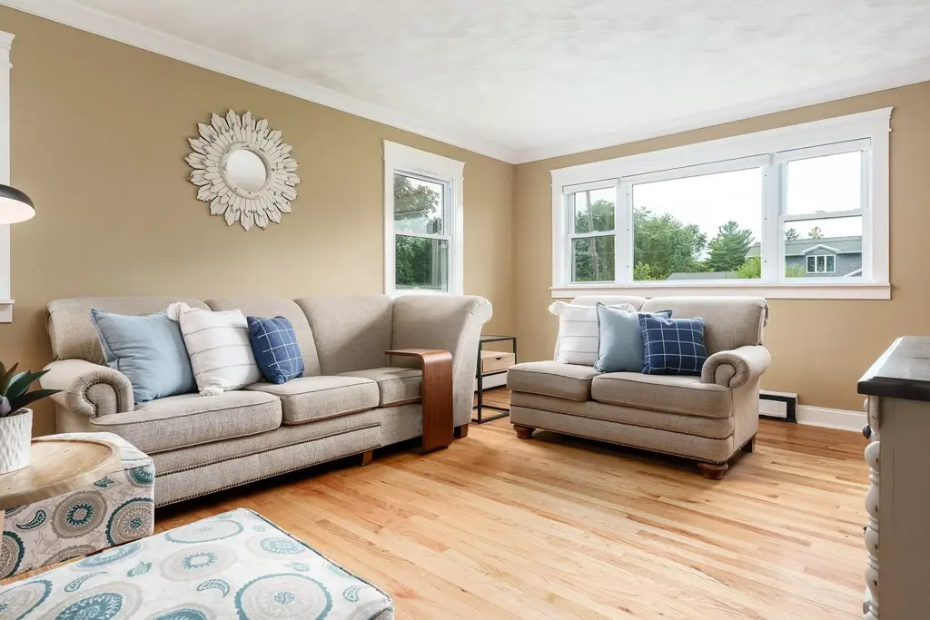 4444 John Paul Road, Janesville