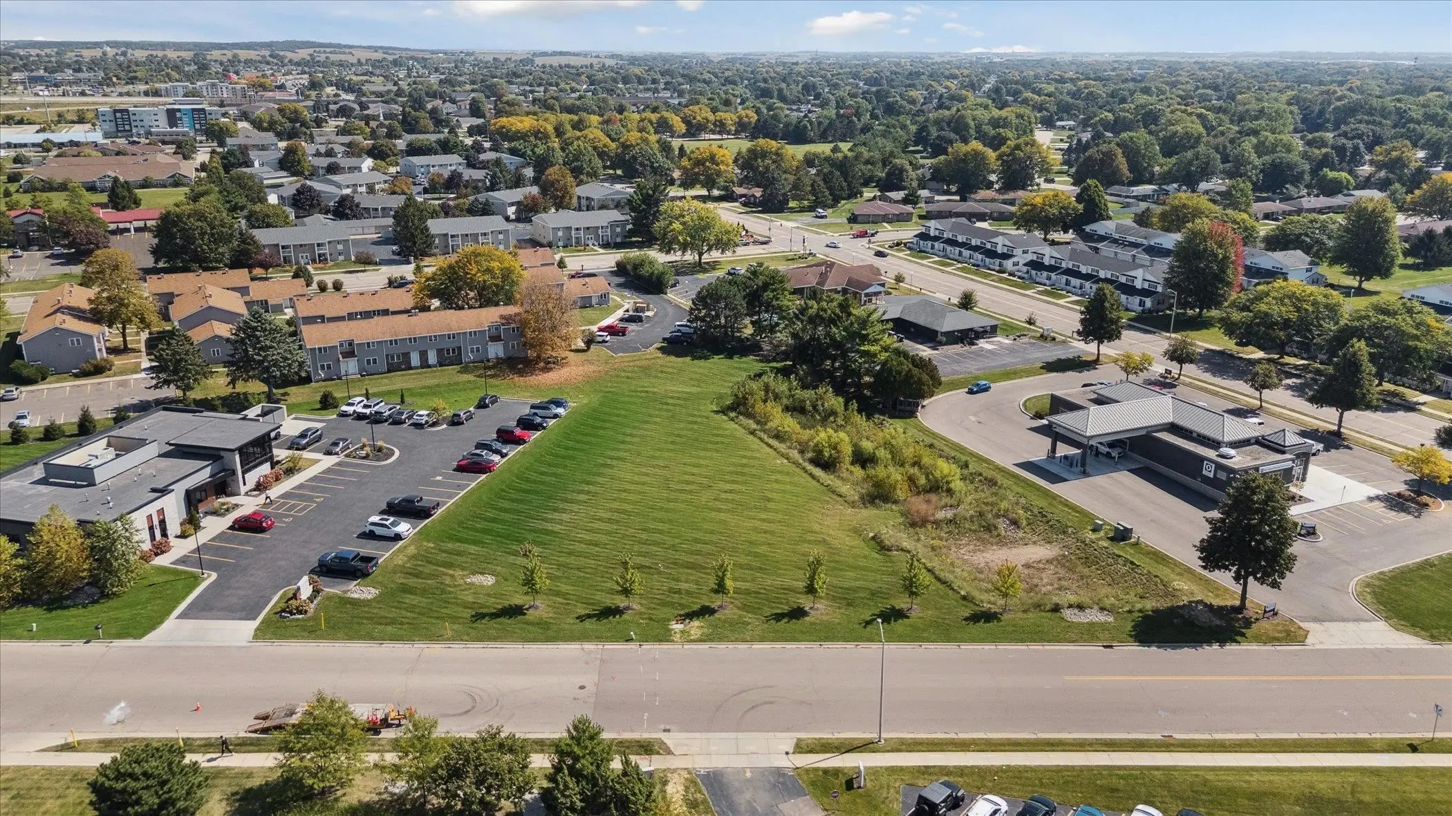 Photo of Listing #2012743