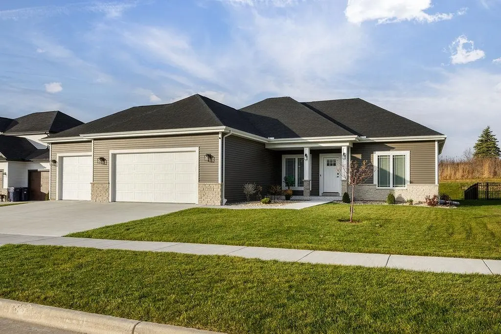 3715 Tanglewood Place, Janesville