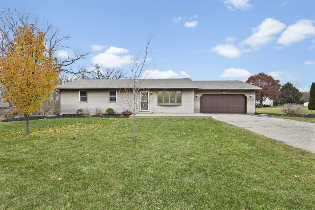 2610 Gladeview Road, Cottage Grove