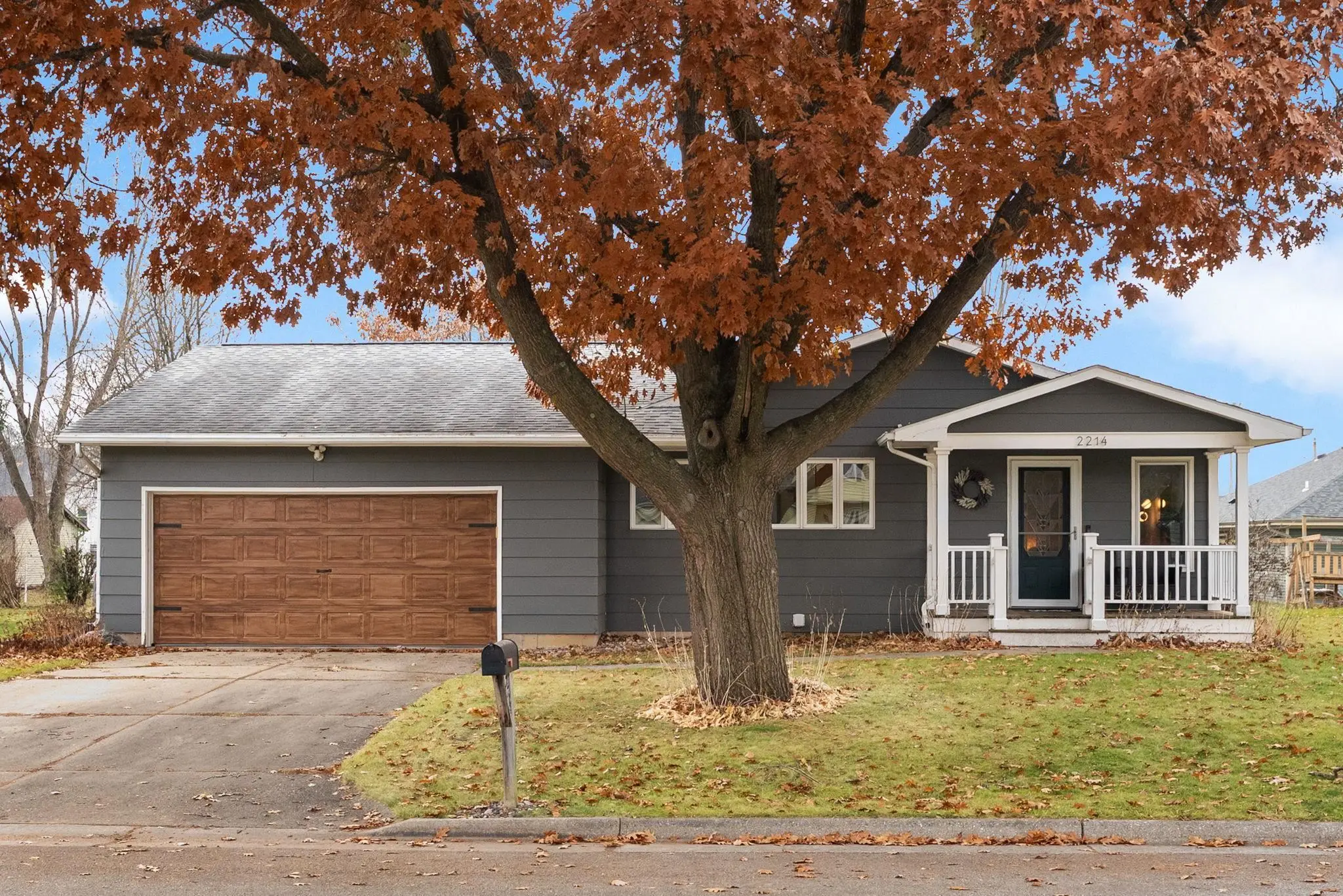 Photo of Listing #2013080