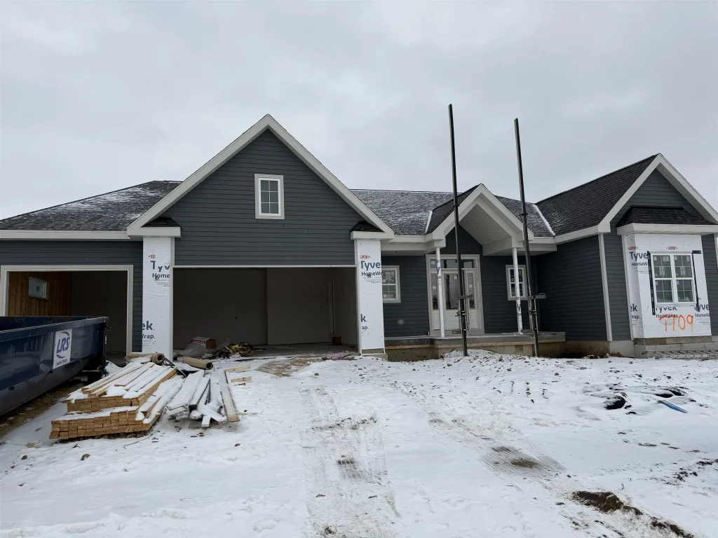 L208 Stonecrop Way, DeForest