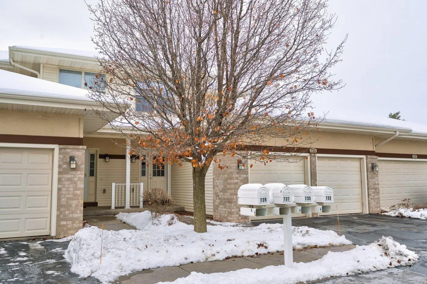 Photo of Listing #2013446