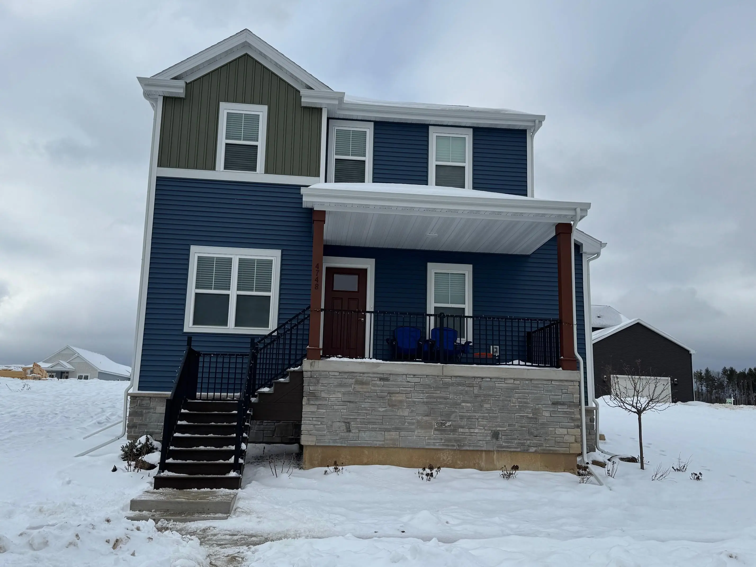 Photo of Listing #2013530