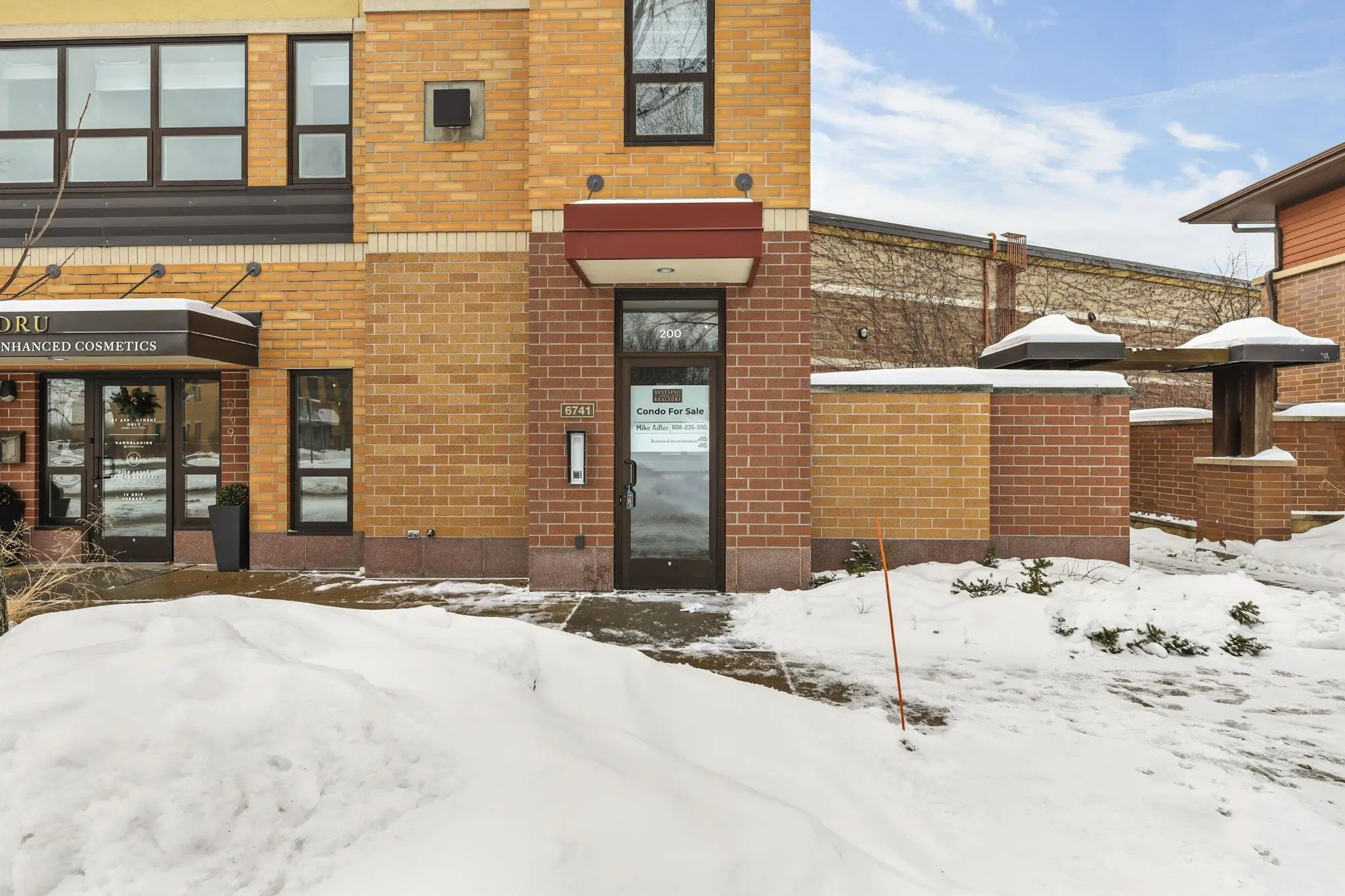 Photo of Listing #2013585