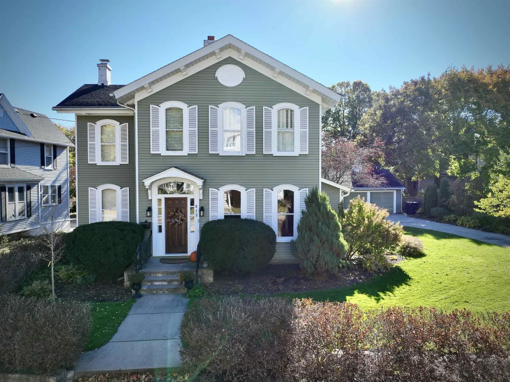 612 Saint Lawrence Avenue, Janesville