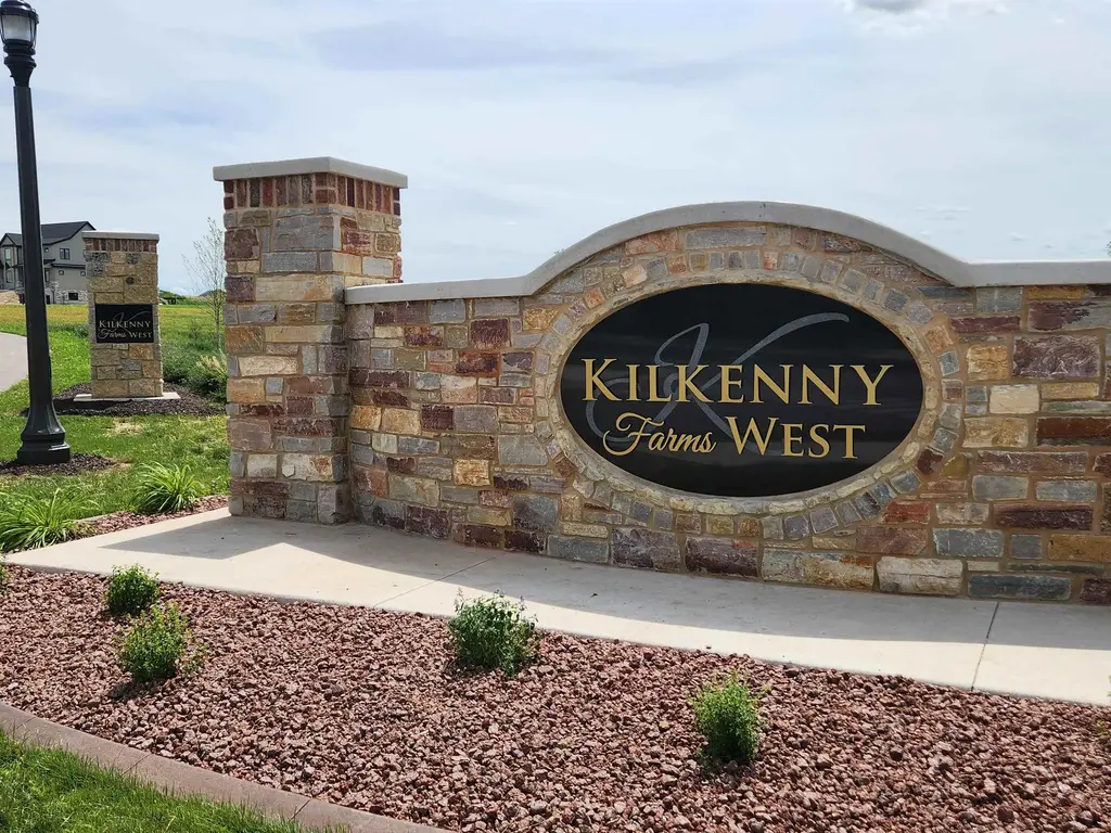 1400 Yeske Drive, Waunakee