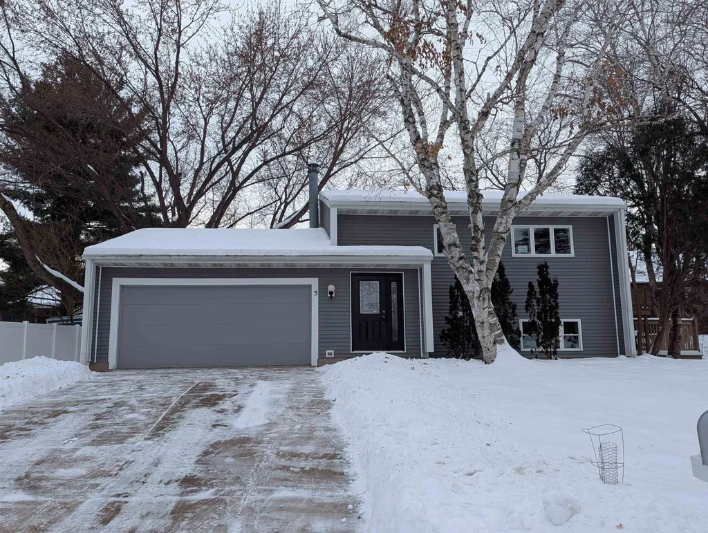 5 E Spyglass Court, Madison