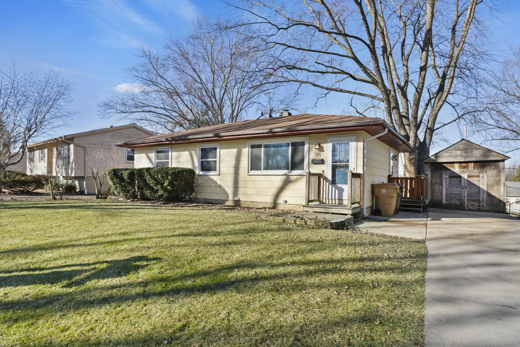 Photo of Listing #2013799