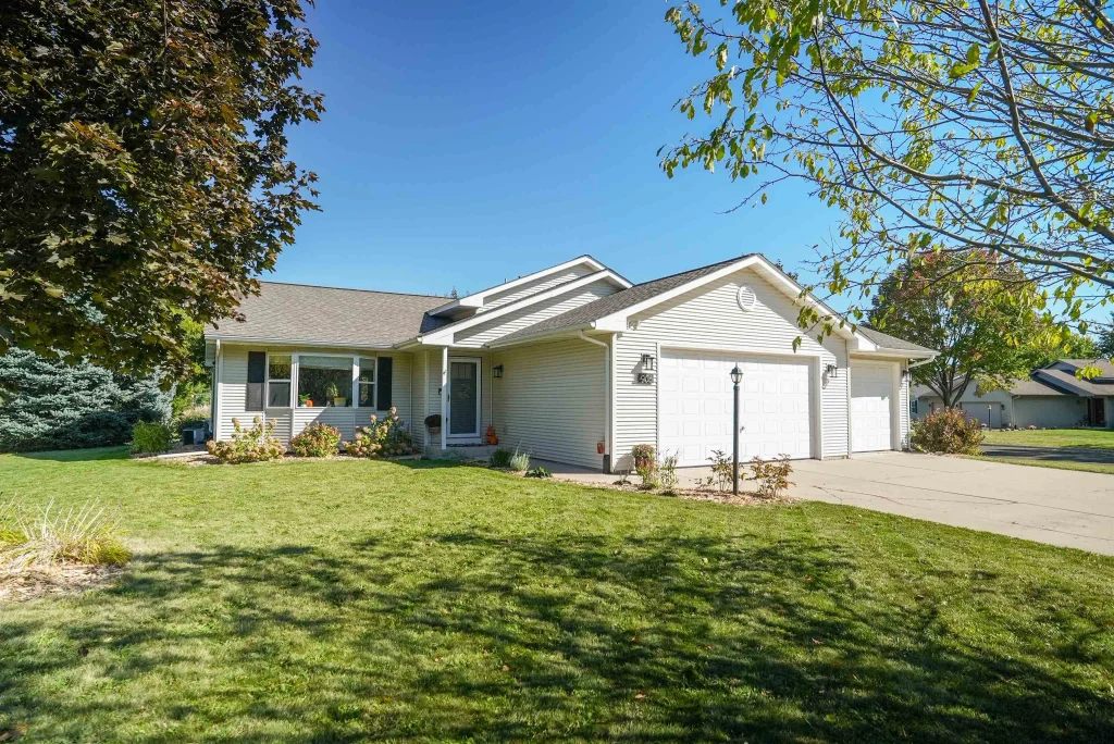 906 Stonecress Court, Sun Prairie