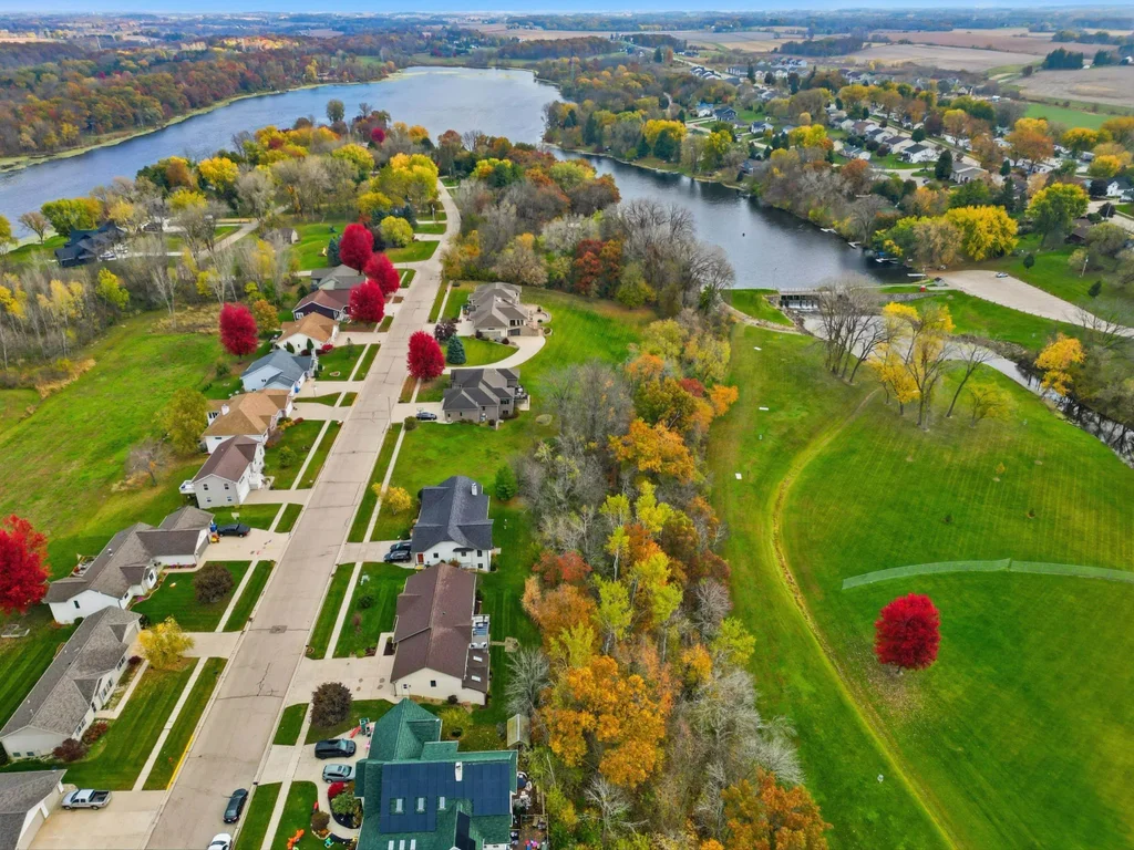 148 Lazy Lake Drive, Fall River